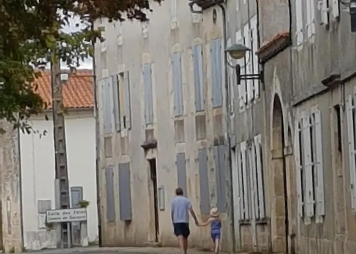 Holiday home Character With Private Pool - Chez Sophie